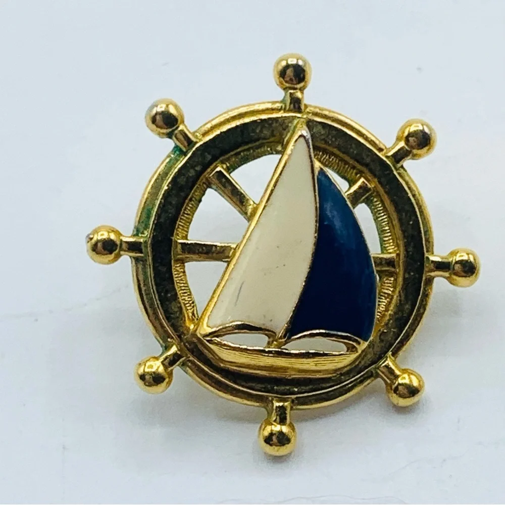 Avon Nautical Earrings Enamel Sailboat Ships Wheel Pierced Gold Tone Vin…